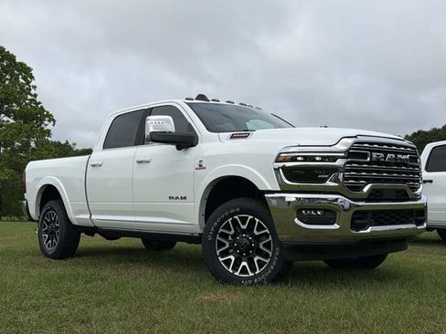 New 2026 RAM 3500 Limited AWD/4WD image 4