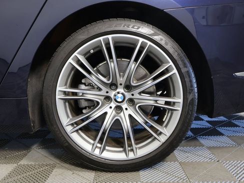 Used 2020 BMW 740i w/ Premium Package image 16