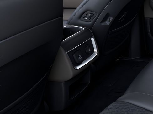 New 2026 Kia Carnival Hybrid FWD image 26