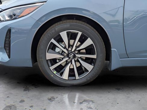 Used 2025 Nissan Sentra SV w/ SV Premium Package FWD image 8
