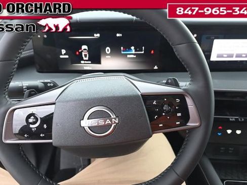 Used 2025 Nissan Murano SV AWD/4WD image 10