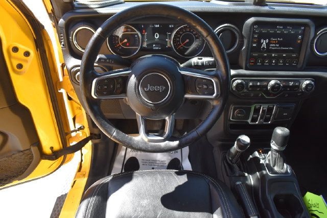 Used 2018 Jeep Wrangler Unlimited Sahara AWD/4WD image 17