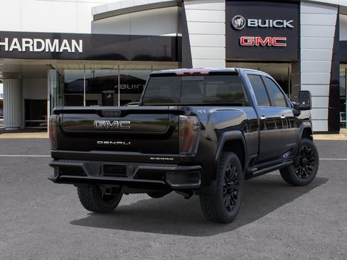 New 2026 GMC Sierra 2500 Denali Ultimate w/ LPO, Black Badging Package AWD/4WD image 4