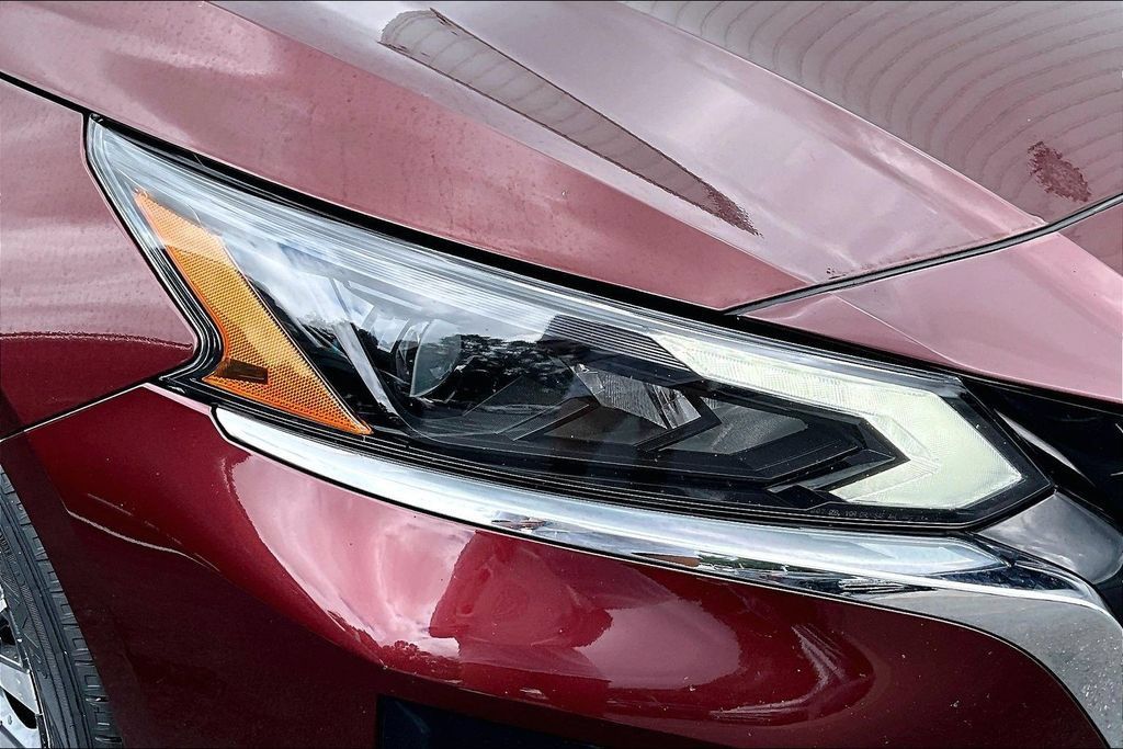 Used 2024 Nissan Altima 2.5 SV w/ SV Premium Package FWD image 29
