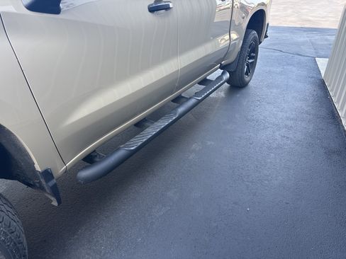 Used 2022 Chevrolet Silverado 1500 LT Trail Boss AWD/4WD image 8