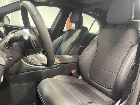 Used 2025 Mercedes-Benz C 300 4MATIC Sedan image 22