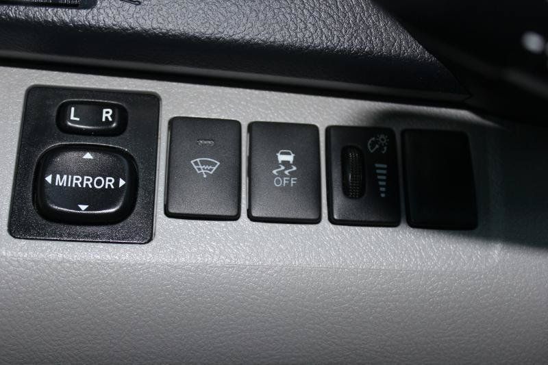 Used 2013 Toyota Highlander 4WD w/ Cold Weather Pkg image 22