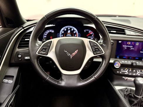 Used 2014 Chevrolet Corvette Stingray Convertible w/ 3LT Preferred Equipment Group RWD image 17