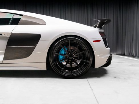 Used 2017 Audi R8 V10 plus image 46