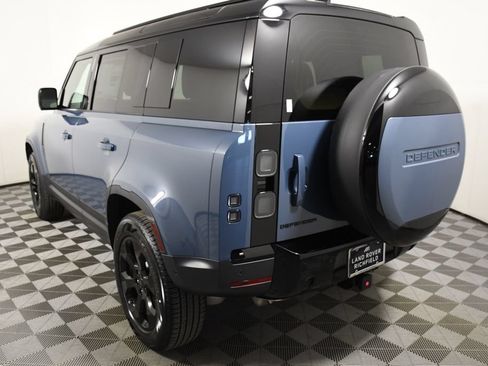 New 2026 Land Rover Defender 110 S AWD/4WD image 4