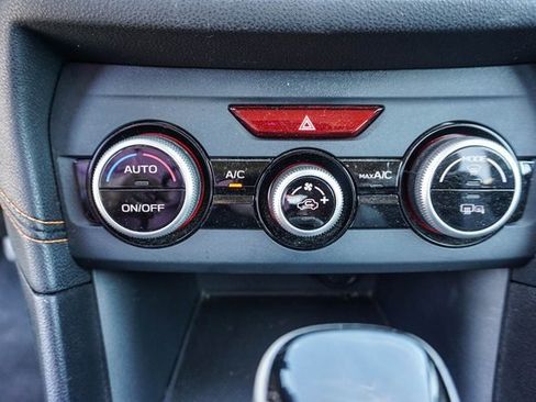 Used 2018 Subaru Crosstrek 2.0i Limited image 14