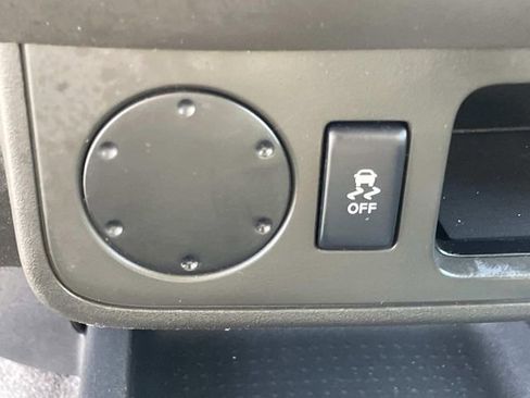 Used 2017 Nissan Frontier S image 24