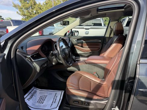 Used 2018 Buick Enclave Avenir w/ Avenir Technology Package AWD/4WD image 7