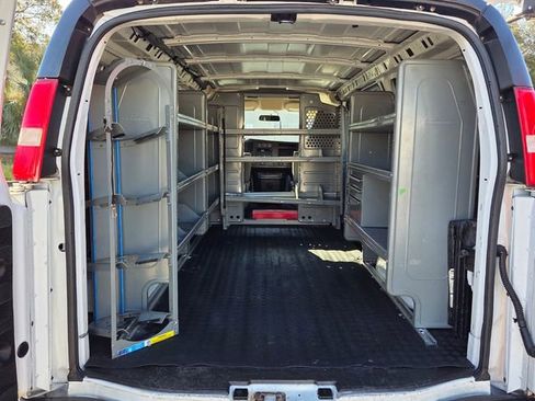 Used 2020 Chevrolet Express 2500 w/ Driver Convenience Package image 12
