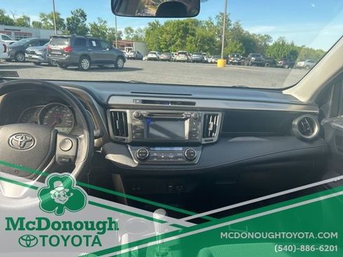 Used 2013 Toyota RAV4 XLE FWD image 8