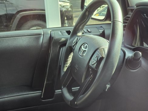 Certified 2019 Toyota 4Runner Limited AWD/4WD image 16