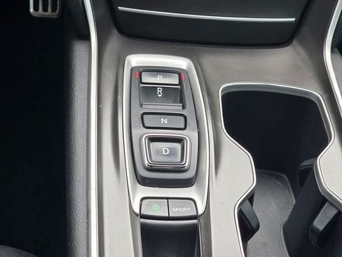 Used 2020 Honda Accord Sport image 16