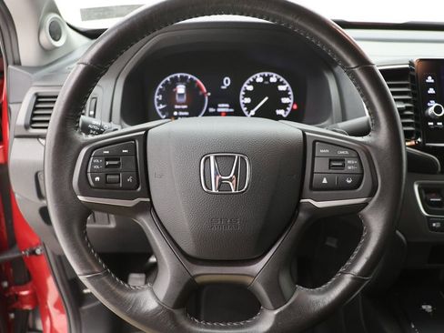 Used 2025 Honda Ridgeline Sport image 18