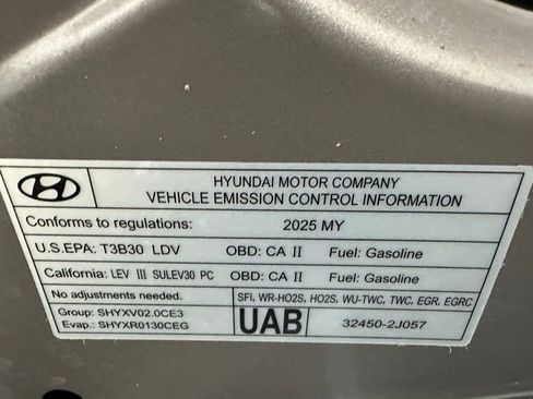 Used 2025 Hyundai Elantra Sport image 61