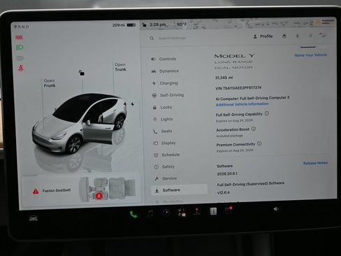 Used 2023 Tesla Model Y Long Range AWD/4WD image 24