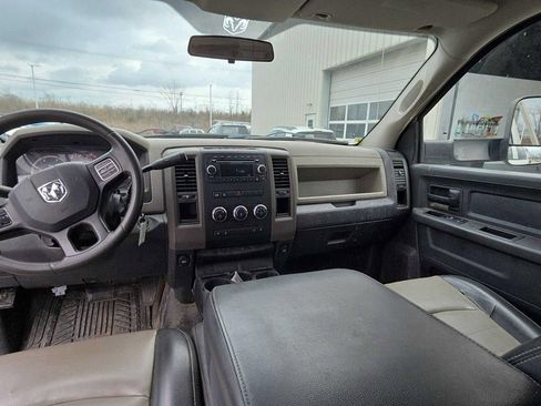 Used 2012 RAM 5500 2WD Crew Cab w/ Ambulance Prep Group image 11