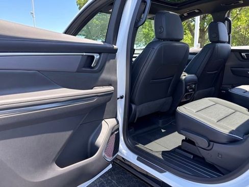 New 2026 Buick Enclave Sport Touring w/ Power Package FWD image 43