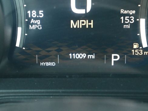 Used 2025 Jeep Wrangler Unlimited Sahara w/ Safety Group AWD/4WD image 21