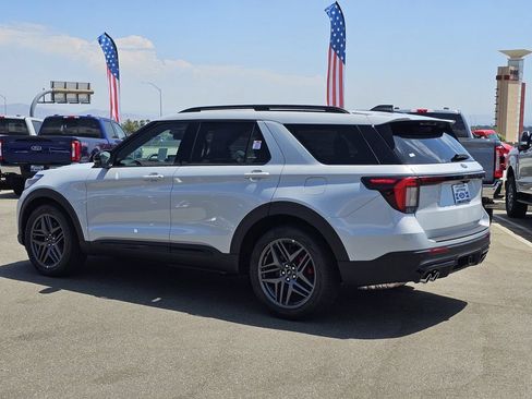 New 2026 Ford Explorer ST w/ Sun And Sound Package AWD/4WD image 5