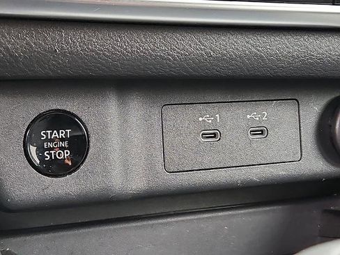 Certified 2024 Nissan Rogue SV AWD/4WD image 17