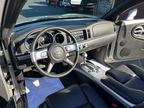 Used 2004 Chevrolet SSR w/ Preferred Equipment Group image 42
