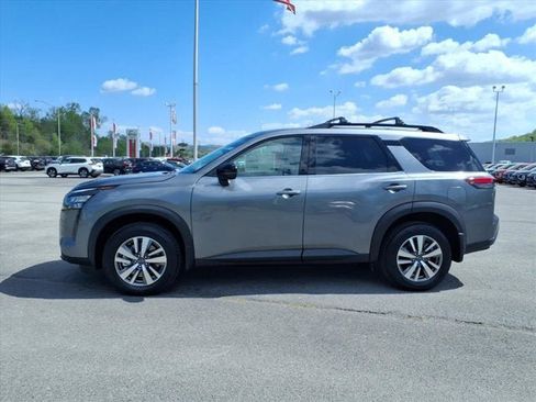 New 2026 Nissan Pathfinder SL AWD/4WD image 2