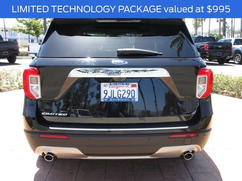 Certified 2023 Ford Explorer Limited w/ Limited Technology Package RWD image 3