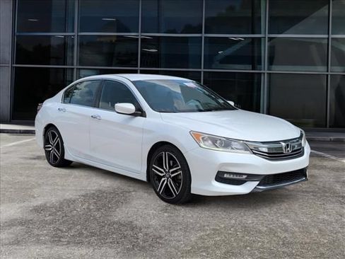 Used 2016 Honda Accord Sport image 1