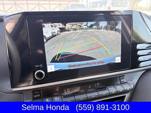 Used 2025 Toyota Camry LE FWD image 18