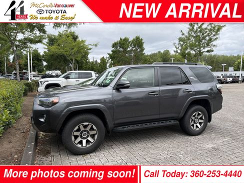 Certified 2022 Toyota 4Runner TRD Off-Road Premium AWD/4WD image 1
