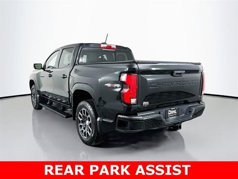Used 2024 Chevrolet Colorado LT w/ LT Convenience Package III image 9