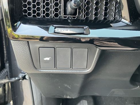 Used 2026 Honda CR-V EX-L image 19