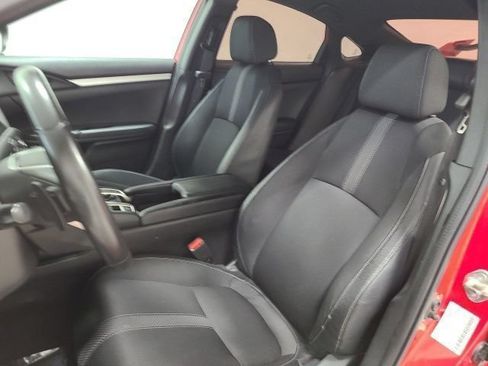 Used 2019 Honda Civic Sport image 16