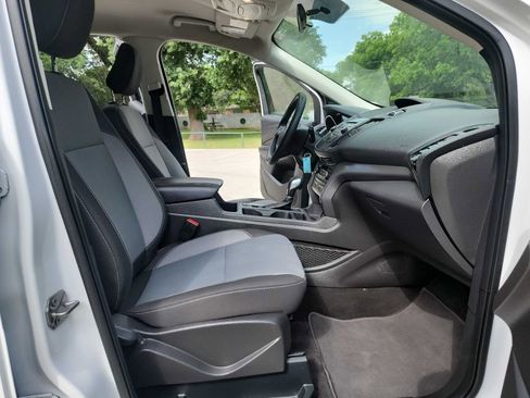 Used 2018 Ford Escape SE FWD image 33