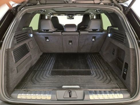 Used 2024 Land Rover Range Rover Sport AWD/4WD image 23