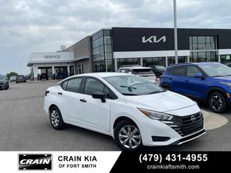 Used 2025 Nissan Versa S w/ Trunk Package FWD video 1