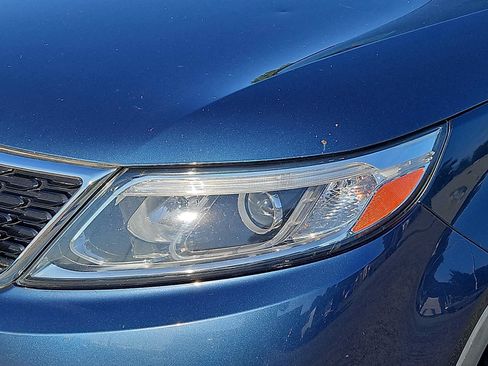 Used 2014 Kia Sorento LX FWD image 9