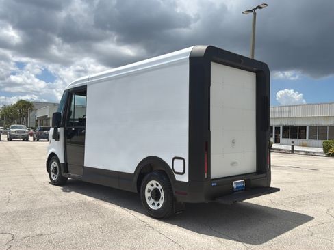 Used 2024 Chevrolet Brightdrop 400 w/ Commercial Equipment Package AWD/4WD image 5