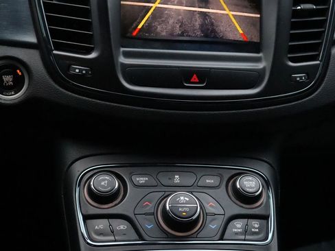 Used 2015 Chrysler 200 S w/ Navigation & Sound Group I image 18