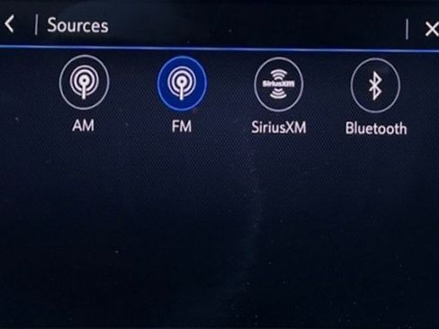 Used 2023 Chevrolet Malibu LT image 24