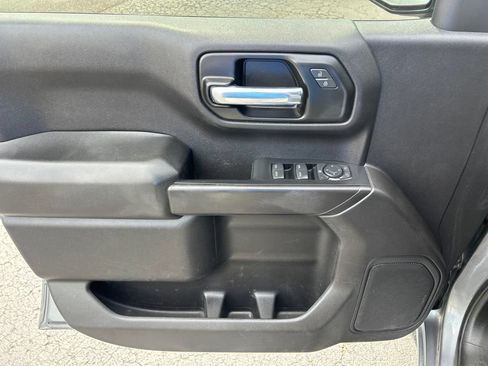 Used 2021 Chevrolet Silverado 1500 Custom AWD/4WD image 15