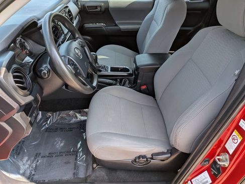 Used 2019 Toyota Tacoma SR AWD/4WD image 15