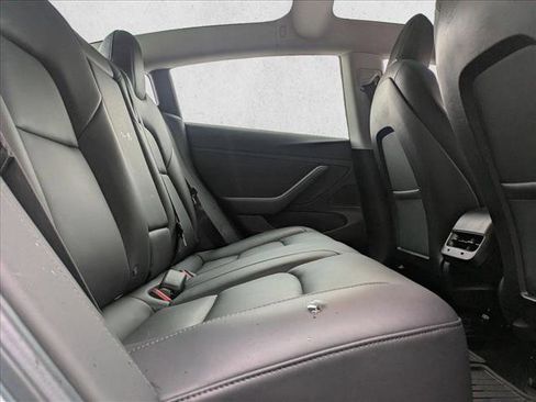 Used 2018 Tesla Model 3 Long Range image 20