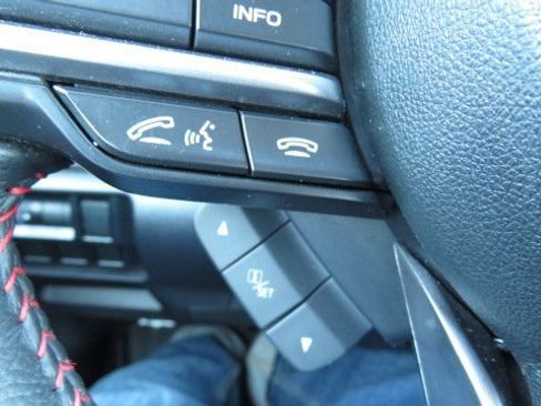 Used 2020 Subaru Impreza 2.0i Sport image 24