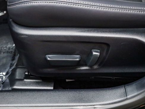 Used 2025 Lexus IS 300 F Sport image 21